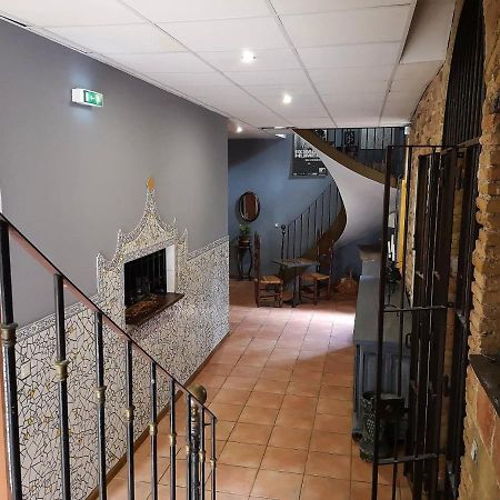 Hotel El Castell Embruixat Saint-Hippolyte  Exterior foto