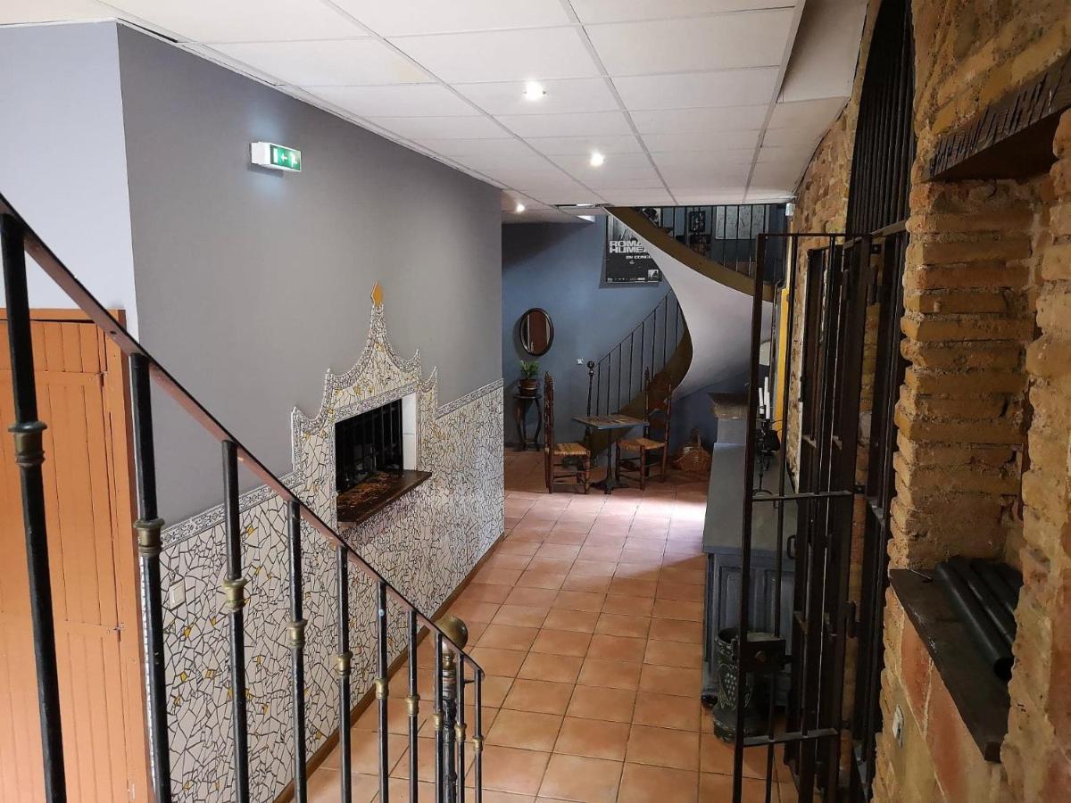 Hotel El Castell Embruixat Saint-Hippolyte  Exterior foto
